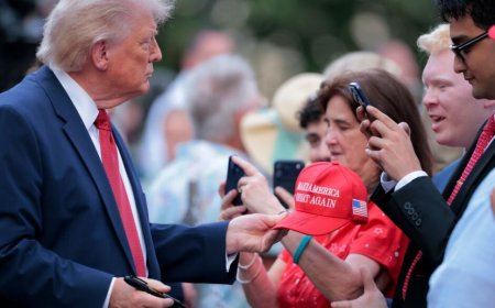 Trump Helps Topple Thomas Massie in Kentucky — A Big Win Inside a Shrinking Republican Bubble