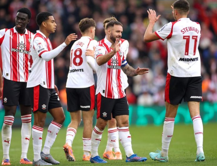 Calves, Cards and a Penalty Miss: Southampton Scrape Past Middlesbrough to Reach Wembley