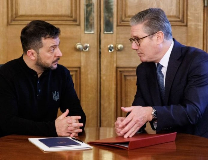UK issues temporary licences for fuel tied to Russian oil — Zelenskyy seeks clarity as ministers apologise