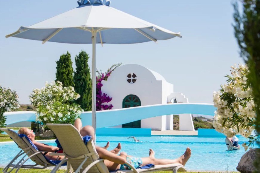No More Towels-as-Bookmarks: Hanover Court Says Tour Operator Must Stop Pool Lounger Hoarding