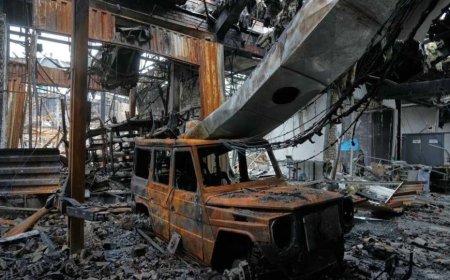 Israel launches strikes in southern Lebanon as a US‑Iran deal that could reopen the Strait of Hormuz nears completion